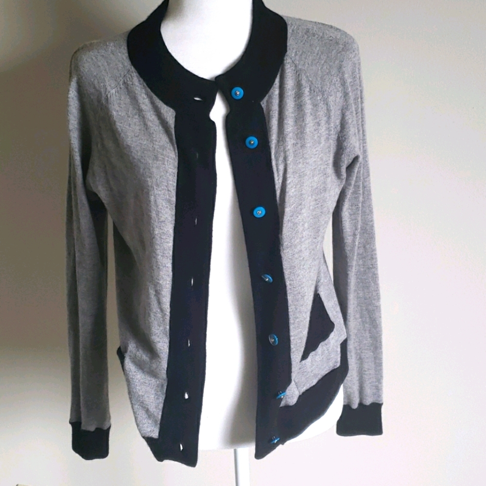 Geren Ford Cashmere Cardigan buttons pockets Grey with black trim M
